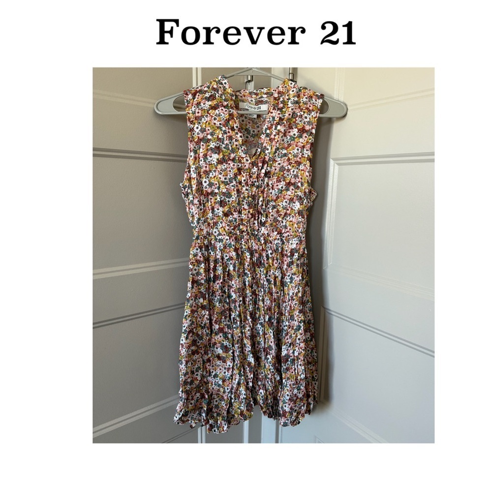 Floral summer dress size Small